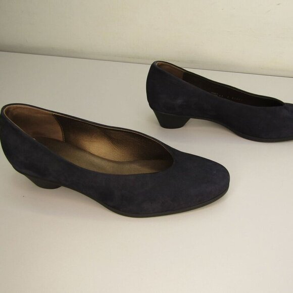 NEW ARCHE Cynoa Pumps Ballerina Almond Toe Slip-On Cushioned Blue Size 9.5 - Picture 5 of 5